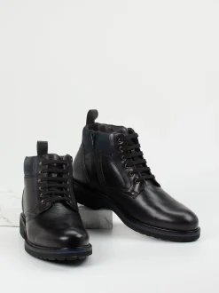 Galizio Torresi – Schnürboots aus Kalbleder schwarz