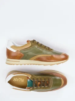 Galizio Torresi – Sneaker aus Kalbleder in Olivgrün