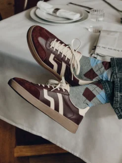 Gant – Retro-Sneaker aus Velour/Leder weinrot