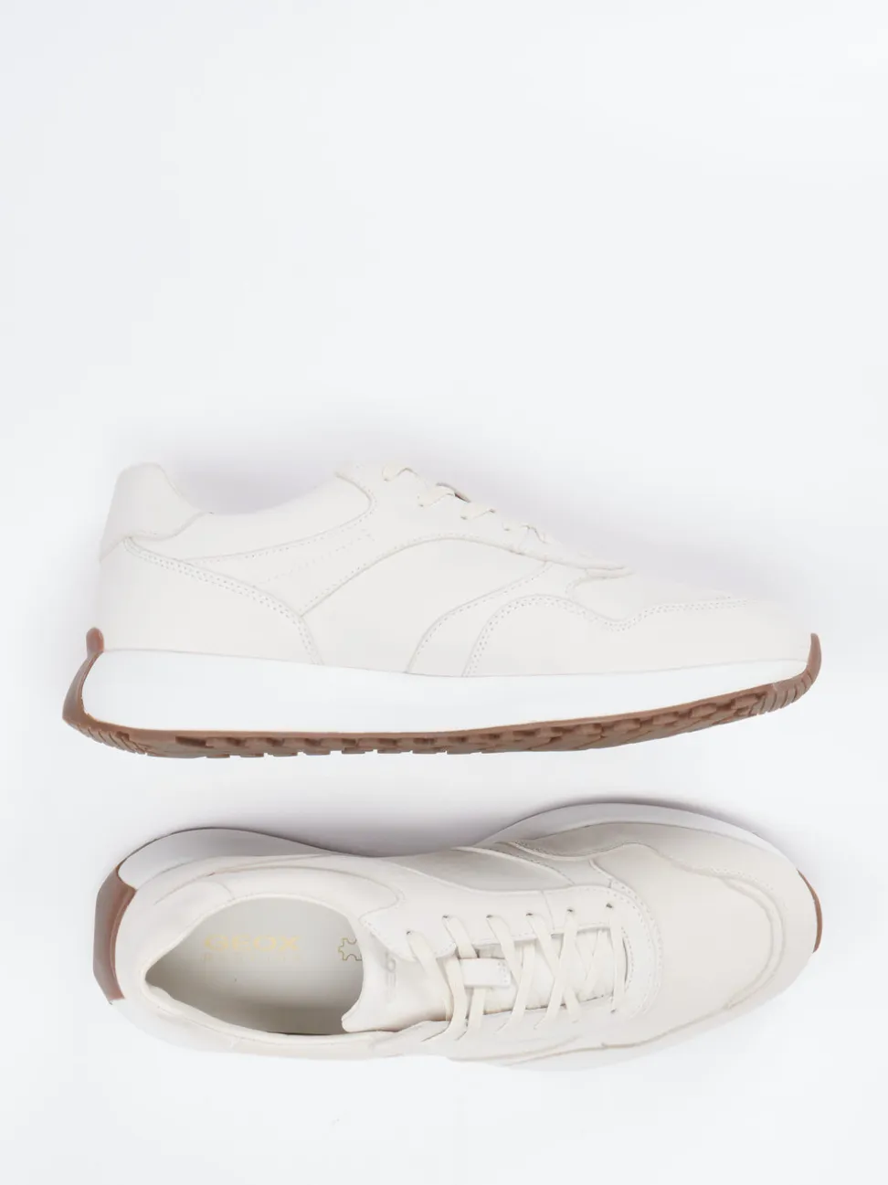 Geox – Retro-Sneaker aus Kalbleder in Beige