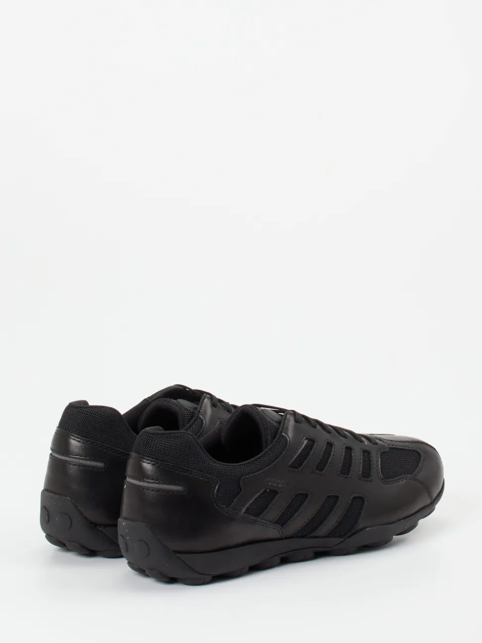 Geox – Sneaker aus Kalbleder und Mesh schwarz