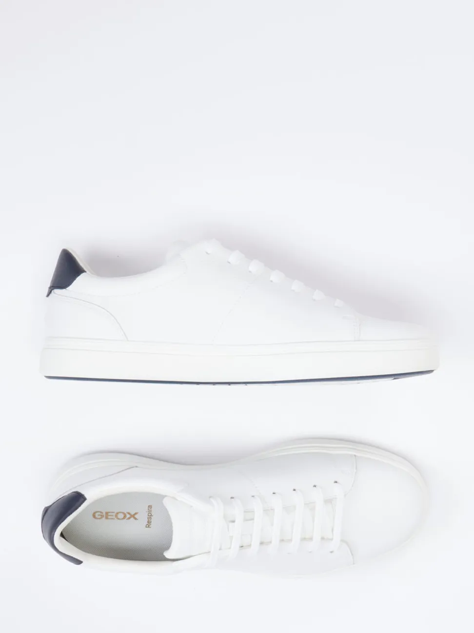 Geox – Sneaker aus Kalbleder Weiß Dunkelblau