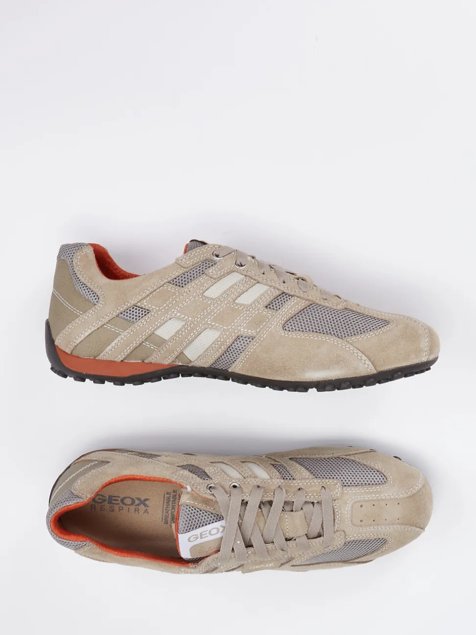 Geox – Sneaker aus Veloursleder und Mesh beigebraun