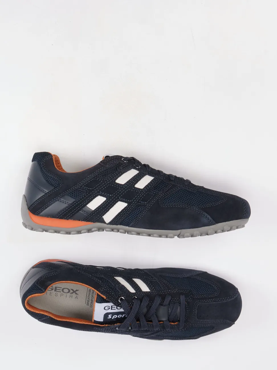 Geox – Sneaker aus Veloursleder und Mesh blau