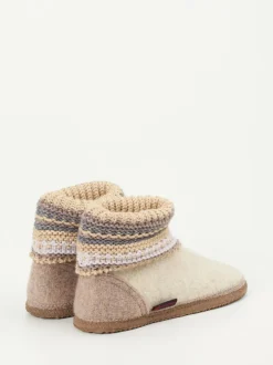Giesswein – Hüttenschuhe aus Wolle beige