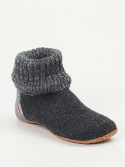 Giesswein – Hüttenschuhe aus Wollfilz in Grau