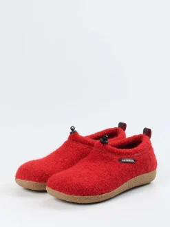 Giesswein – Hüttenschuhe aus Wollfilz in Signalrot