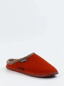 Giesswein – Hüttenschuhe aus Walkfilz in Ziegelrot
