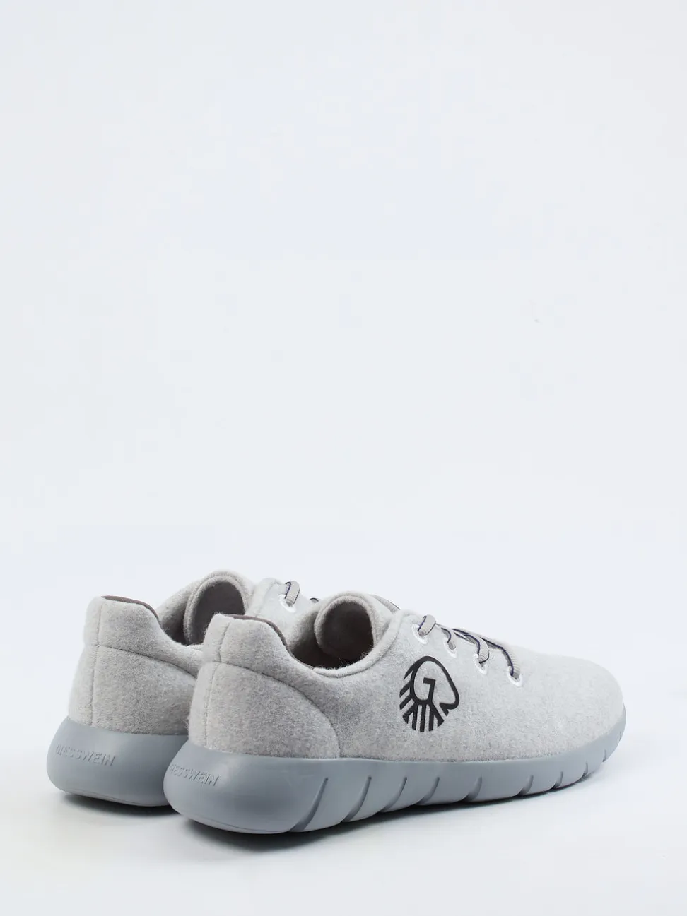 Giesswein – Sneaker aus Wollfilz in Hellgrau