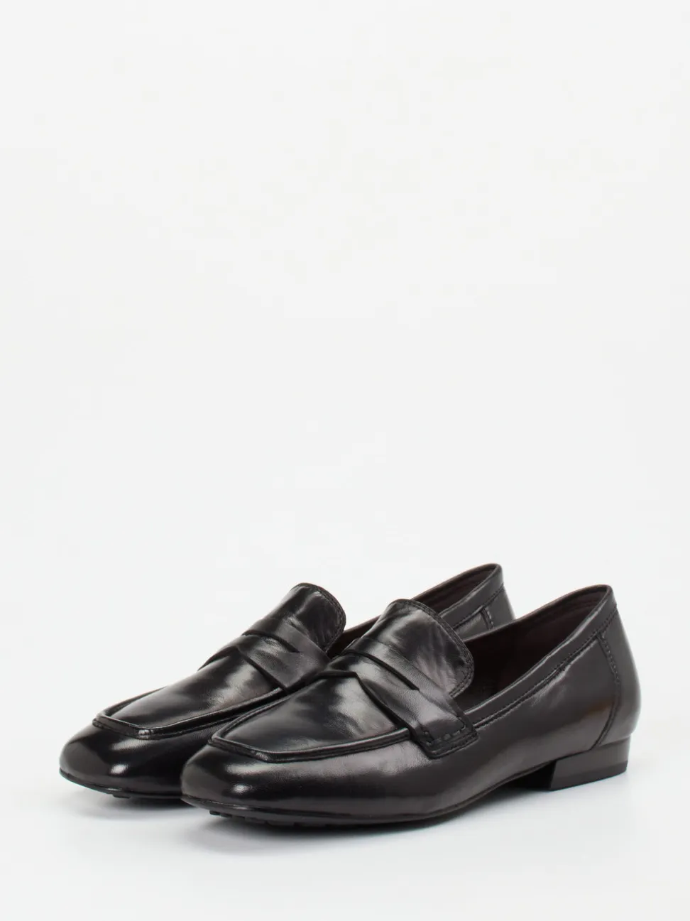 Ginger & Glove – Loafer aus Lammleder Schwarz