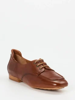 Ginger & Glove – Schnürschuh aus Kalbleder braun