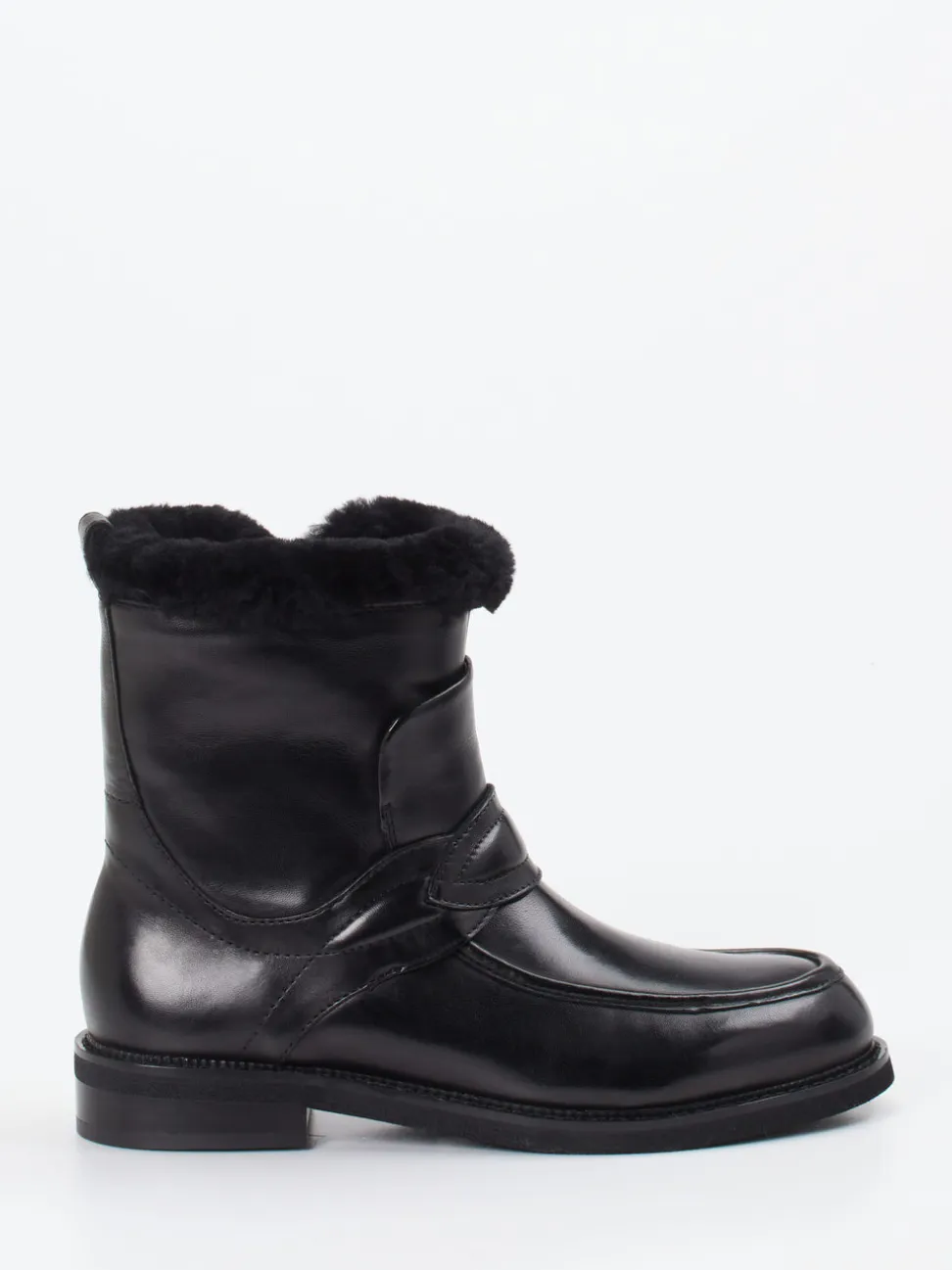 Ginger & Glove – Stiefelette aus Lammleder schwarz