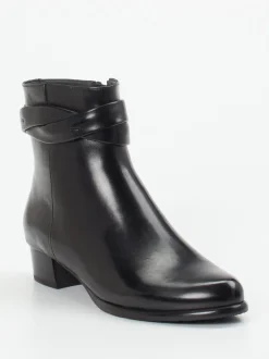 Ginger & Glove – Stiefeletten aus Lammleder Schwarz
