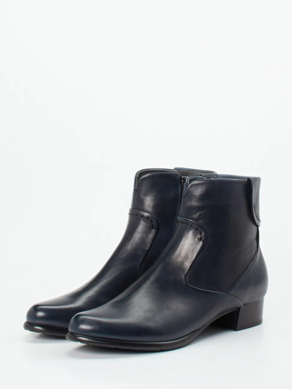 Ginger & Glove – Stiefelette aus Lammleder Dunkelblau