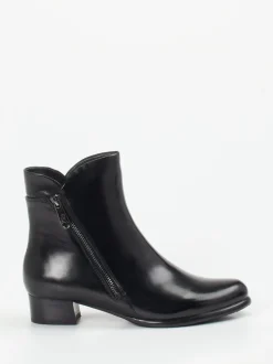 Ginger & Glove – Stiefelette aus Lammleder schwarz