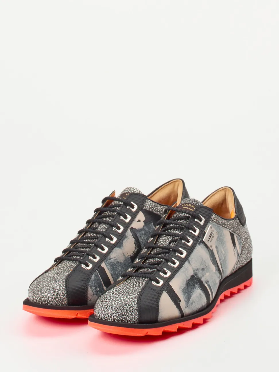 Harris – Sneaker aus geprägtem Leder in Schwarz