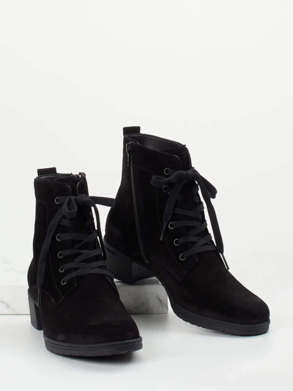 Hartjes – Schnür-Boots aus Veloursleder schwarz