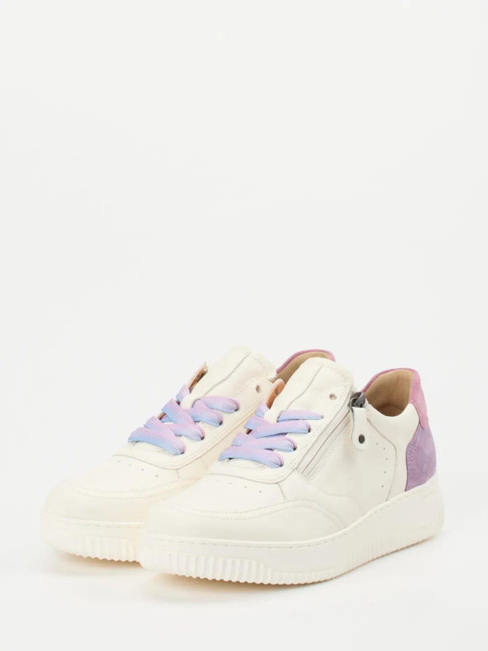 Hartjes – Sneaker aus Kalbleder in Cremeweiß