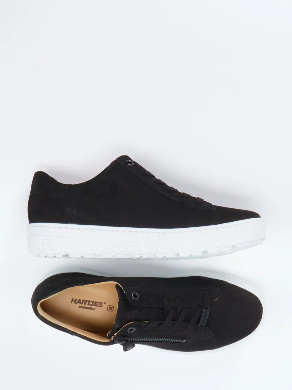 Hartjes – Sneaker aus Veloursleder Schwarz