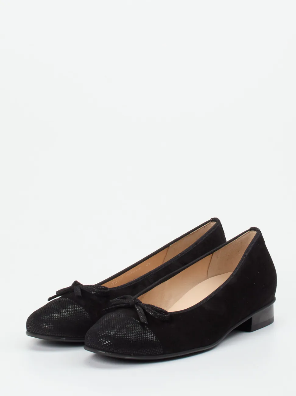 Hassia – Ballerinas aus Veloursleder Schwarz