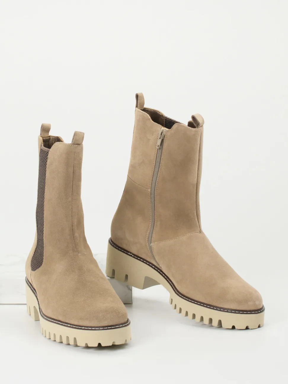 Hassia – Chelsea Boots aus Veloursleder beigebraun