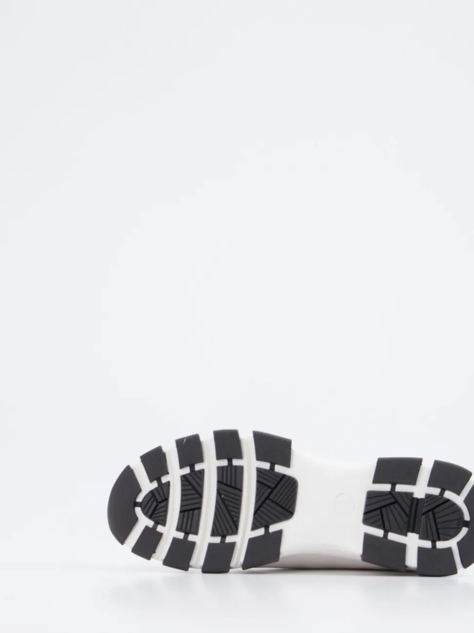 Hassia – Chunky Sneaker aus Kalbleder Offwhite