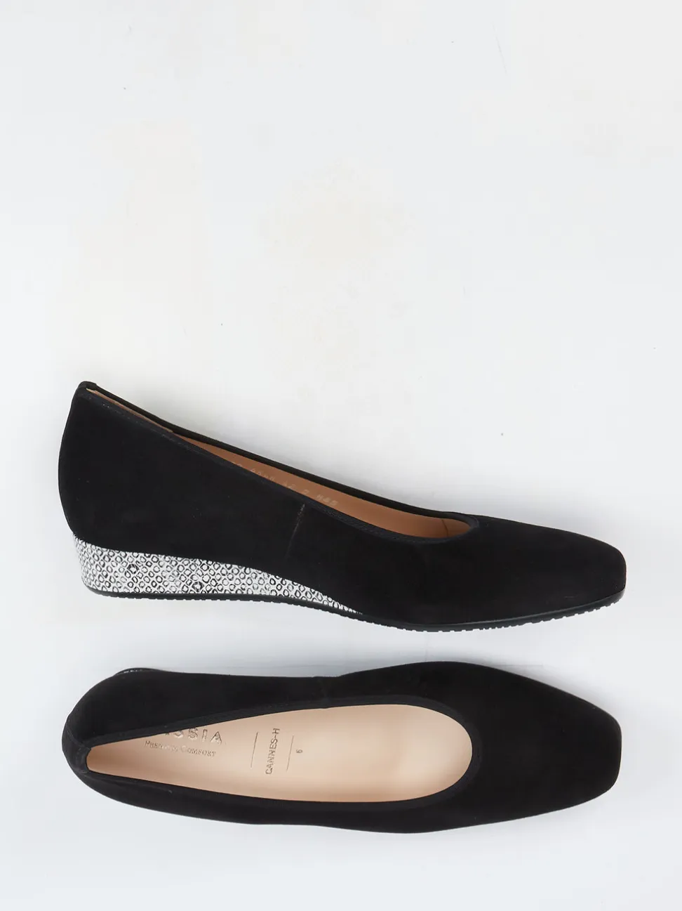 Hassia – Keilpumps aus Veloursleder Schwarz
