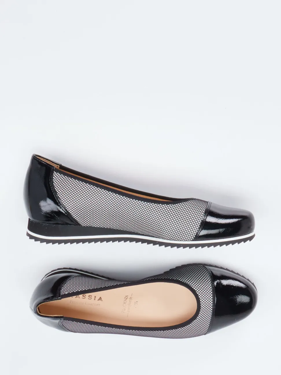 Hassia – Komfort-Ballerinas aus Textil und Lackleder schwarz