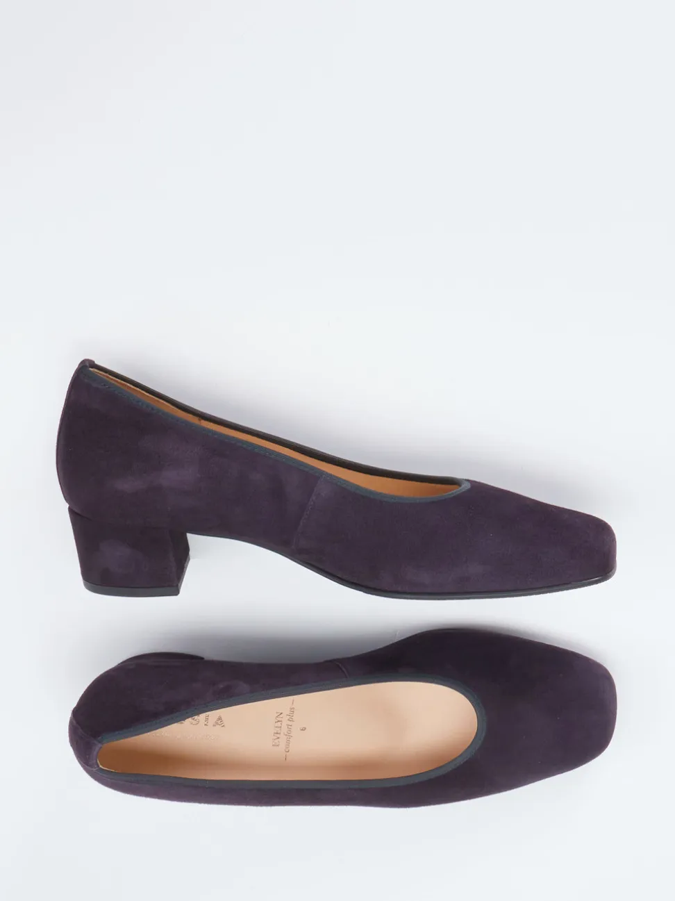 Hassia – Pumps aus Veloursleder in Dunkelblau