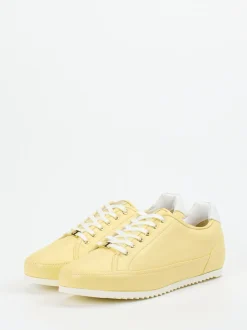 Hassia – Sneaker aus Lammleder in Pastellgelb