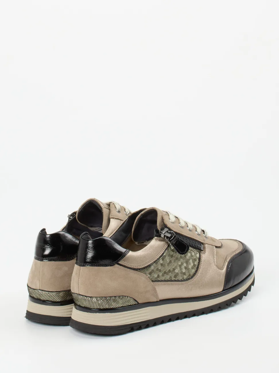 Hassia – Sneaker aus Metallicleder und Velours beige