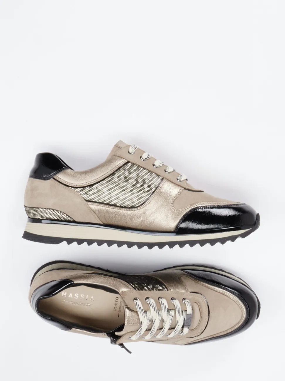 Hassia – Sneaker aus Metallicleder und Velours beige