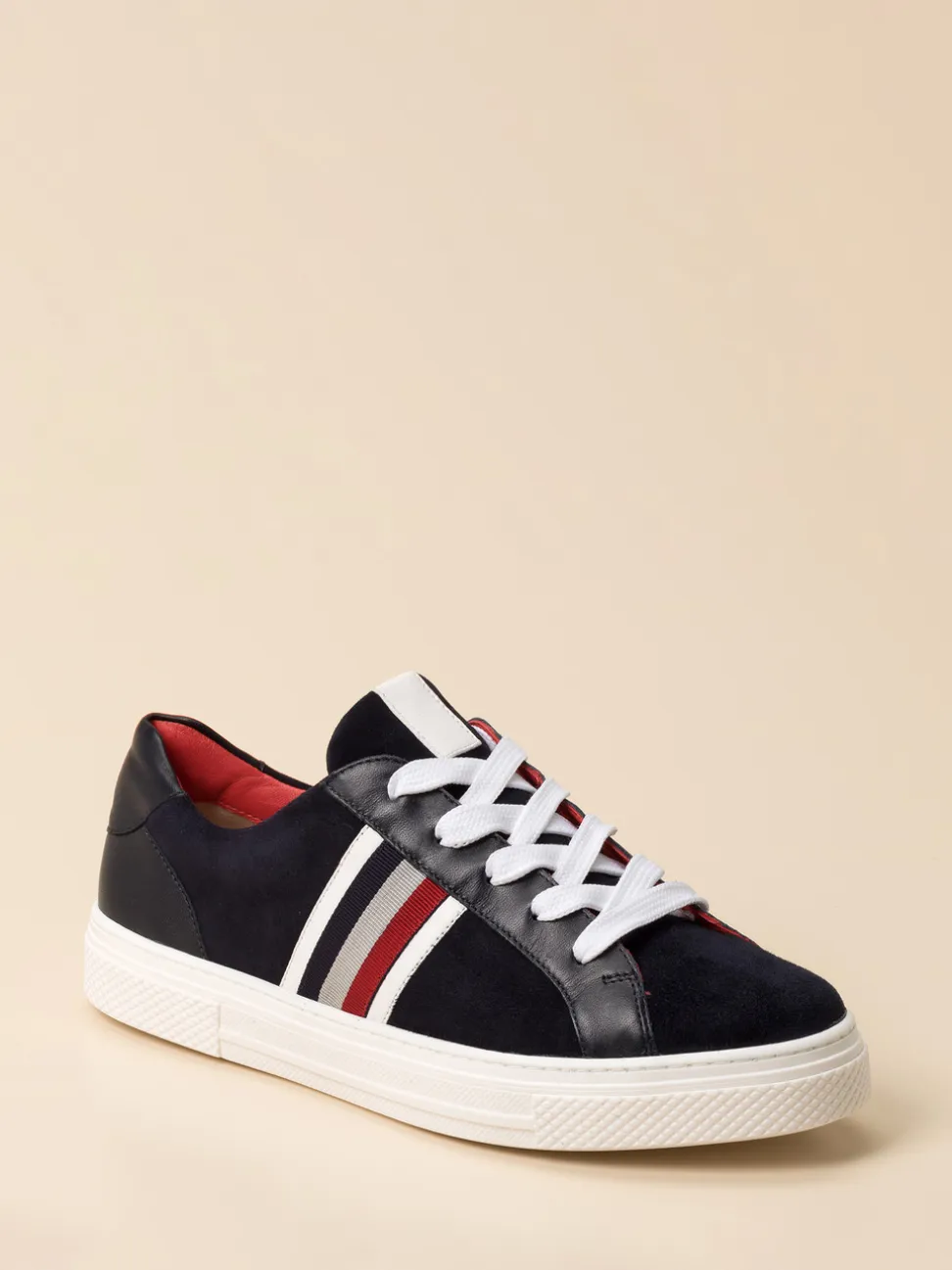 Hassia – Sneaker aus Veloursleder in Dunkelblau