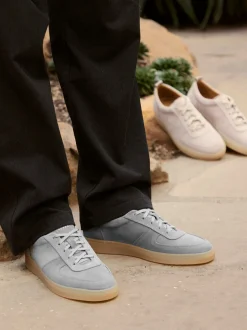 Henderson – Sneaker aus Veloursleder Hellgrau