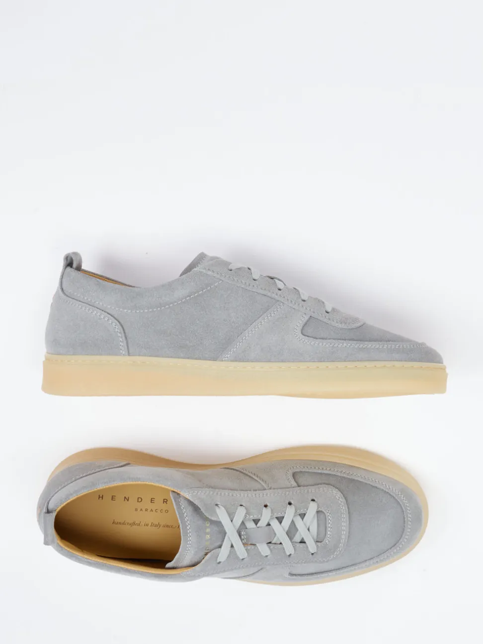 Henderson – Sneaker aus Veloursleder Hellgrau
