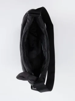 Herschel – Hobo Bag aus recyceltem Textil schwarz
