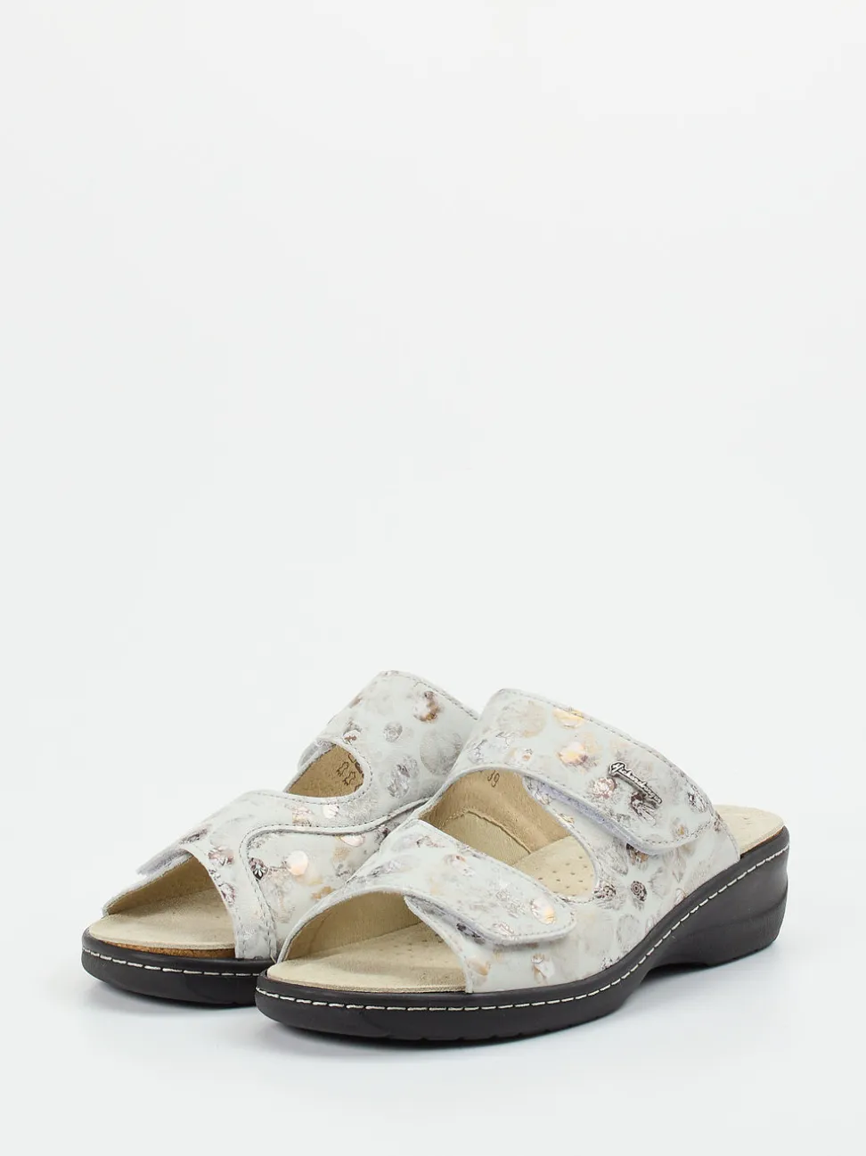 Hickersberger – Komfort-Pantolette aus geprägtem Leder beige