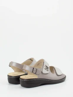 Hickersberger – Sandalen aus geprägtem Leder silbergrau