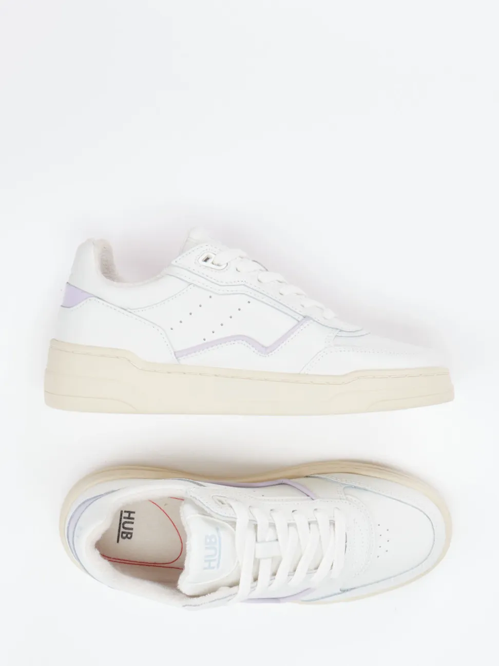 HUB – Sneaker aus Glattleder in Offwhite