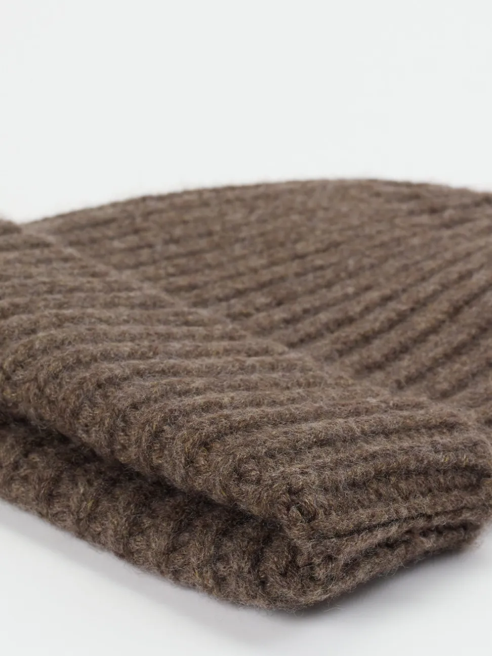 HURRAY – Beanie aus Kaschmir in Braun