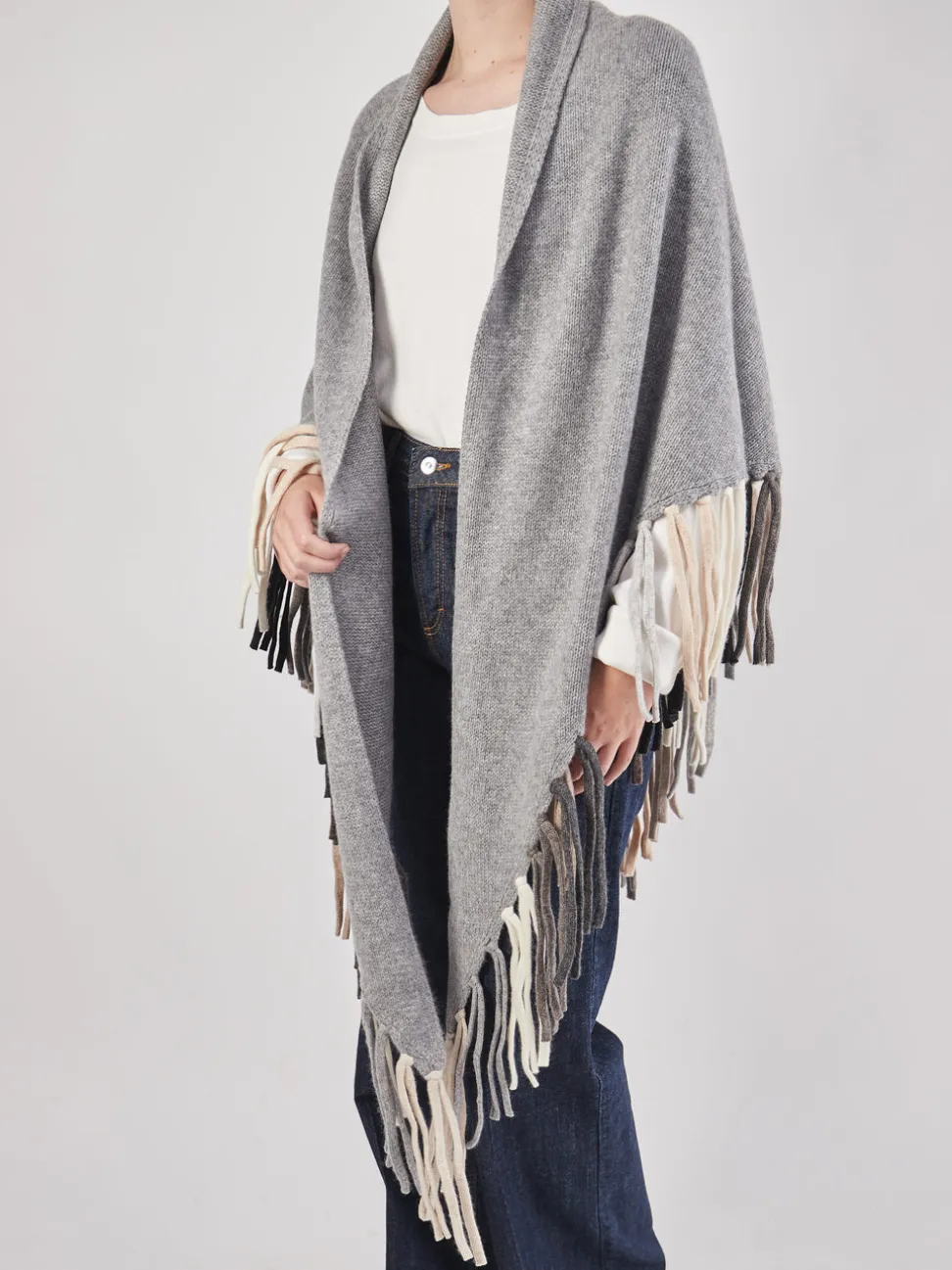 Hurray – Poncho aus Kaschmir in Grau mit Fransen