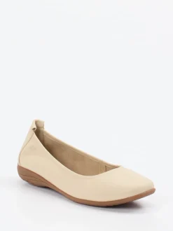 Josef Seibel – Ballerinas aus Kalbleder in Beige