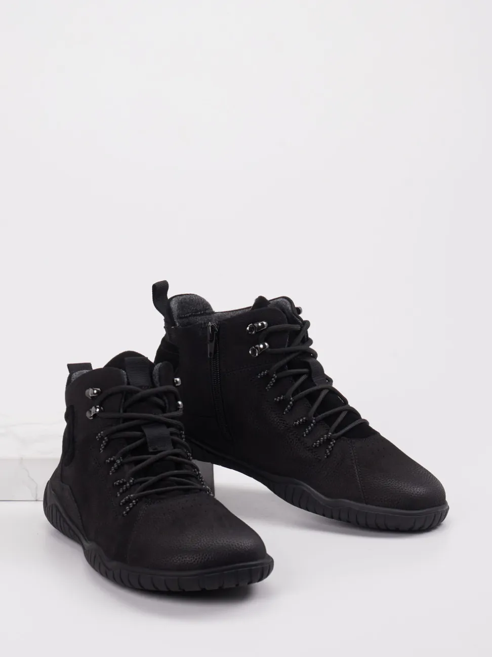 Josef Seibel – Schnürboots aus Veloursleder Schwarz