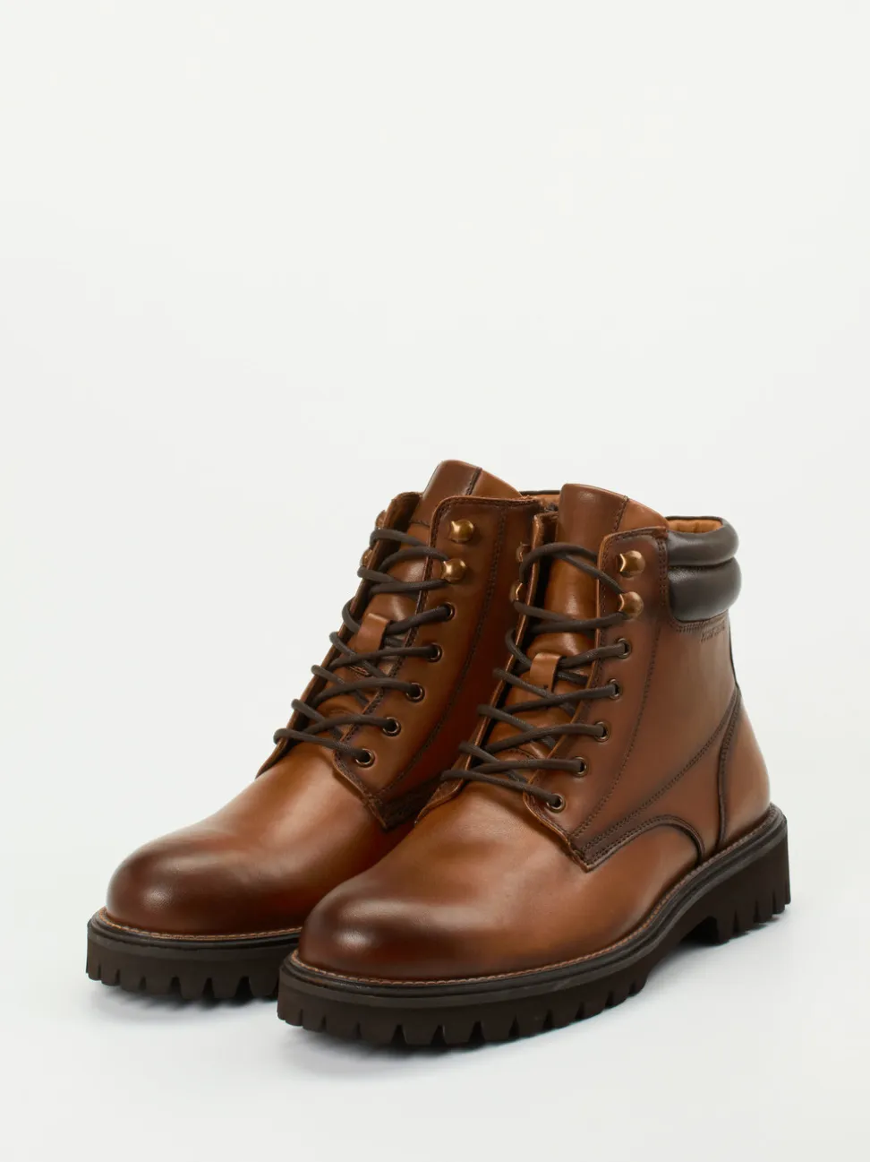 Josef Seibel – Schnürboots aus Kalbleder cognacbraun