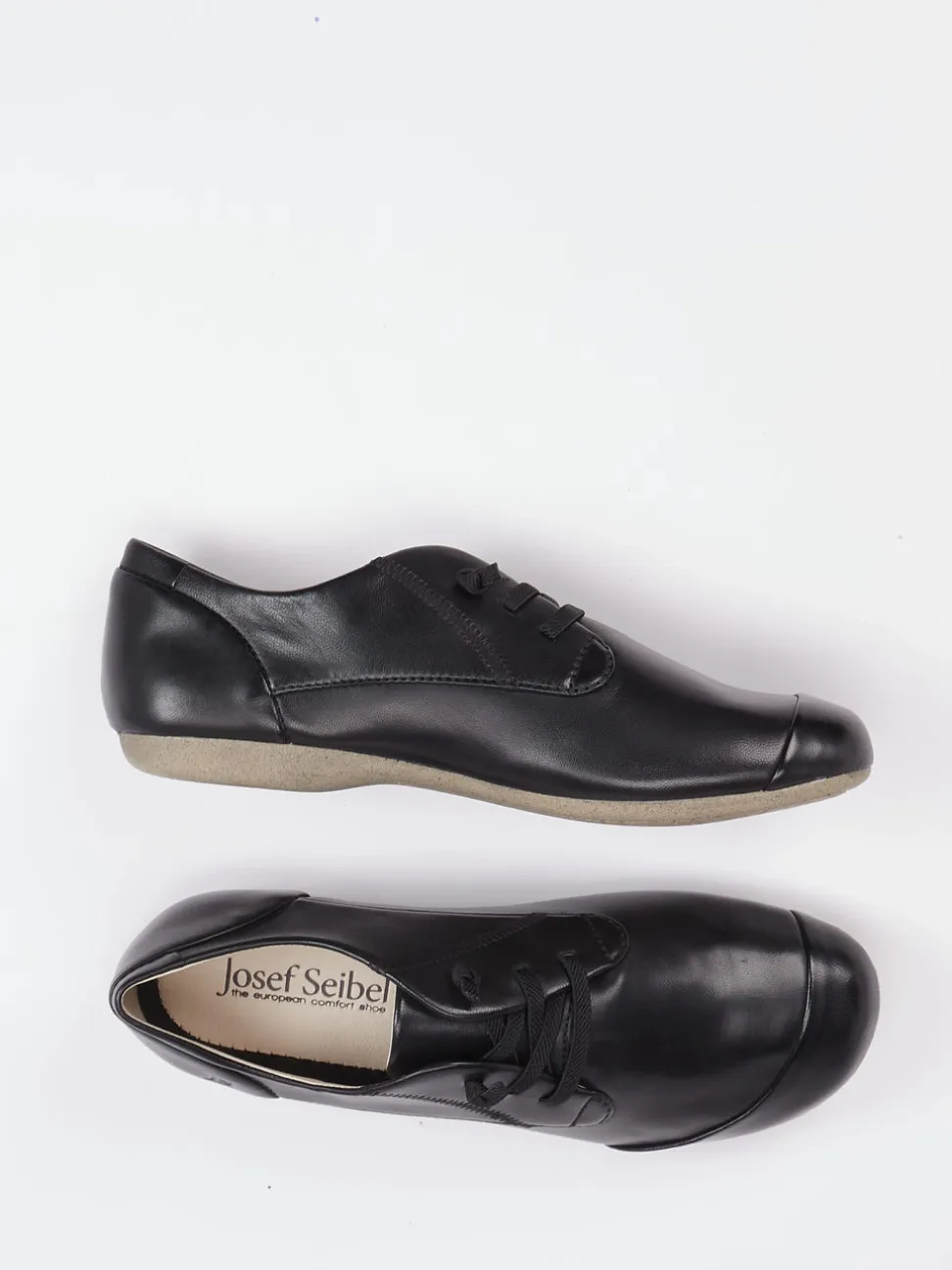 Josef Seibel – Schnürschuh aus Lammleder Schwarz