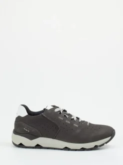 Josef Seibel – Sneaker aus Nubukleder in Grau