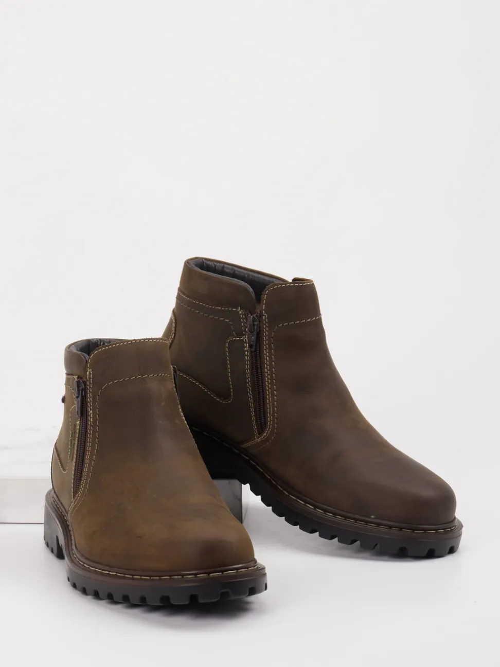 Josef Seibel – Stiefelette aus Fettleder cognacbraun