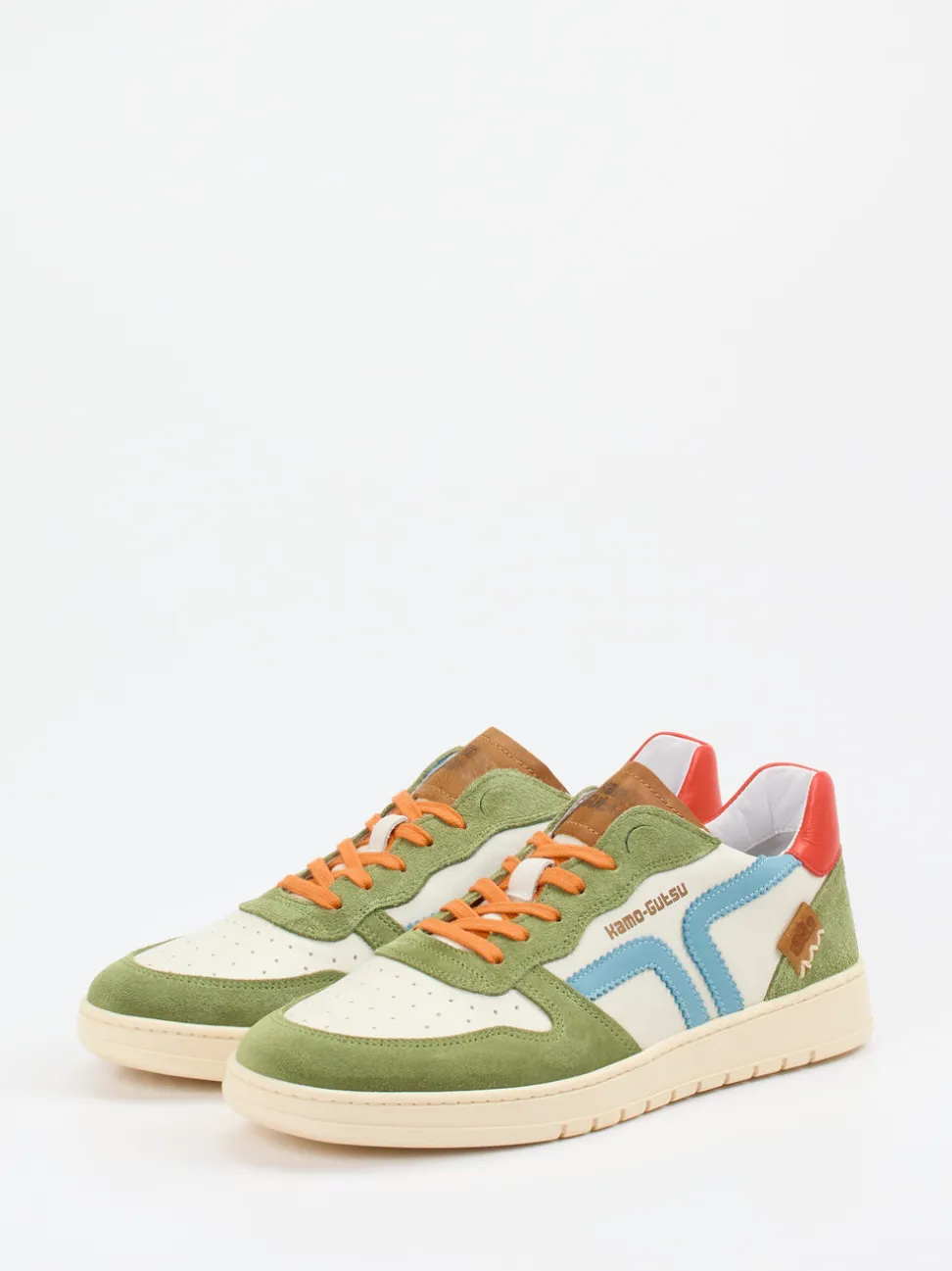 Kamo Gutsu – Retro-Sneaker aus Veloursleder Multicolor