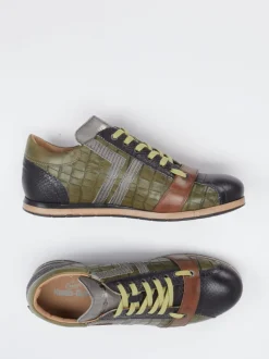 Kamo Gutsu – Sneaker aus Kalbleder mit Kroko-Prägung