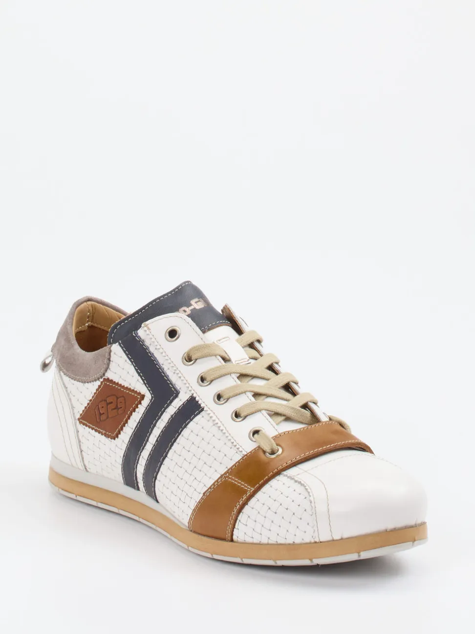 Kamo Gutsu – Sneaker aus Leder mit Flechtstruktur